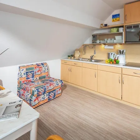 Ferienwohnung-28 *